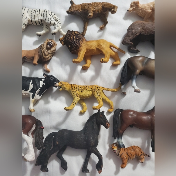 : lot of 24 Schieich T.M, tree house kids, happy kin, funrise,battat Figure Toys - Picture 12 of 14